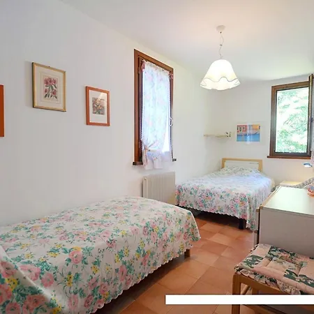 Lignano Schoene Mit Privat Garten 펜션 리그나노 사비아도로